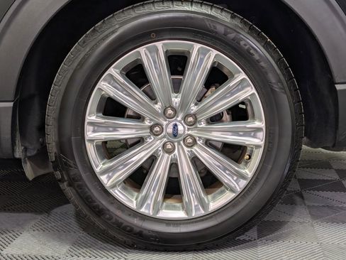 Used 2020 Ford Explorer Limited RWD image 27