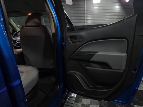 Used 2022 Chevrolet Colorado W/T w/ Custom Special Edition image 33