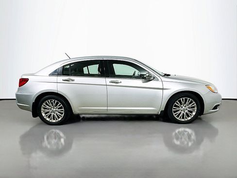 Used 2012 Chrysler 200 Limited w/ Sun/Sound Group FWD image 8