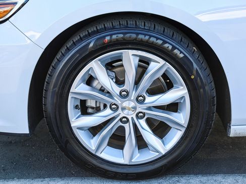 Used 2023 Chevrolet Malibu LT image 28