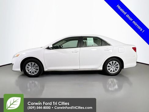 Used 2012 Toyota Camry LE FWD image 6