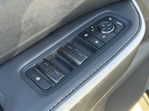 Used 2024 Lexus TX 500h AWD w/ Technology Package image 91