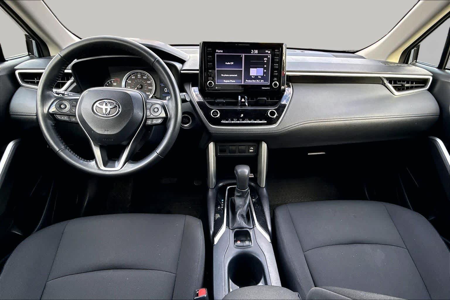 Used 2022 Toyota Corolla Cross LE w/ Black Badges Package (TMS) FWD image 15