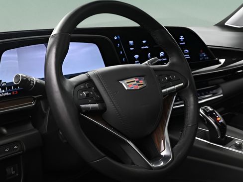 Used 2023 Cadillac Escalade Sport Platinum AWD/4WD image 43