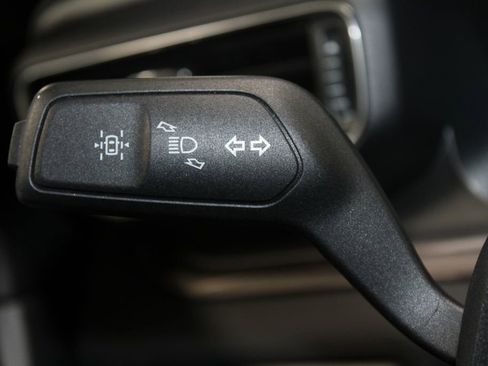 Used 2023 Ford Explorer Limited image 42