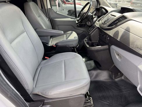 Used 2019 Ford Transit 250 130 Medium Roof RWD image 15