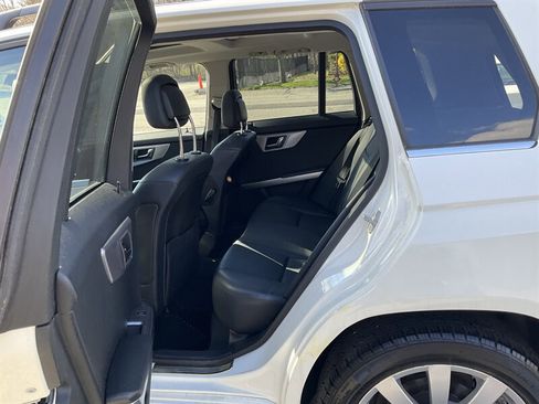 Used 2010 Mercedes-Benz GLK 350 4MATIC image 13