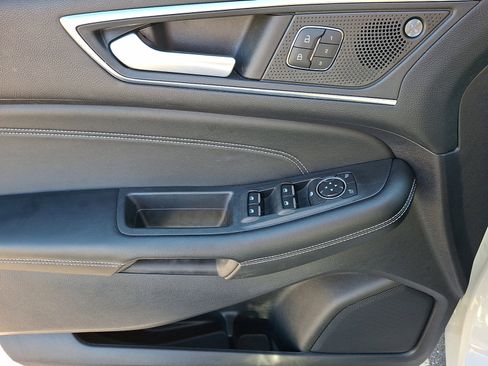 Certified 2022 Ford Edge Titanium w/ Equipment Group 301A image 12