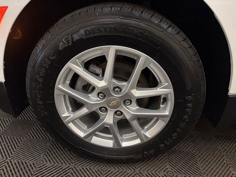 Used 2023 Chevrolet Equinox LS image 26