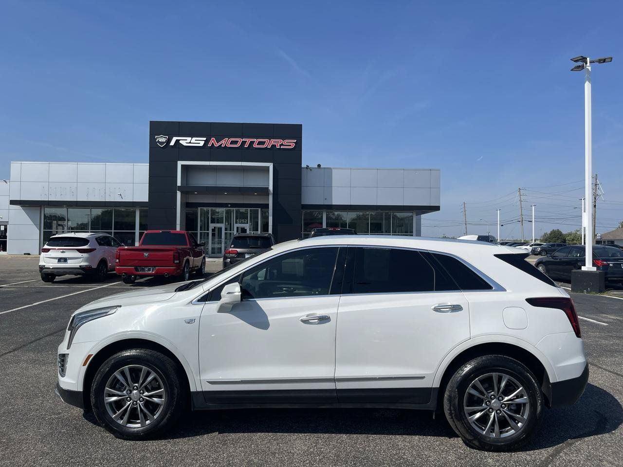 Used 2021 Cadillac XT5 Premium Luxury FWD image 16