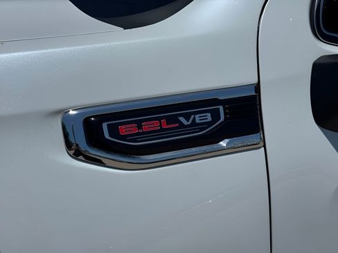 New 2026 GMC Sierra 1500 Denali w/ Denali Reserve Package AWD/4WD image 4