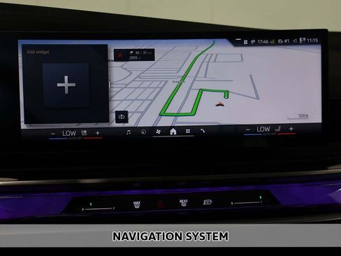 Used 2025 BMW 740i xDrive 740i xDrive image 3