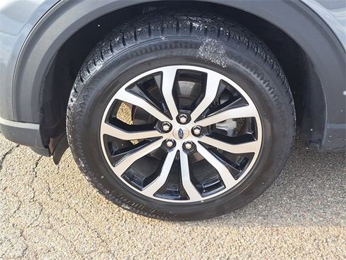 Used 2025 Ford Explorer ST-Line image 9