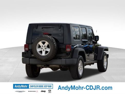 Used 2009 Jeep Wrangler Unlimited Rubicon w/ Trailer Tow Group AWD/4WD image 7