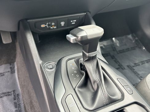 Used 2025 Kia K4 FWD image 29
