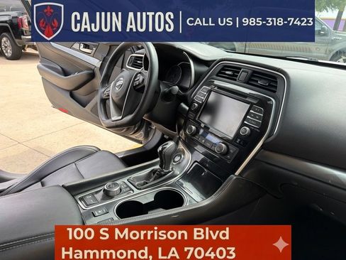 Used 2022 Nissan Maxima SV w/ Floor Mat Group FWD image 14