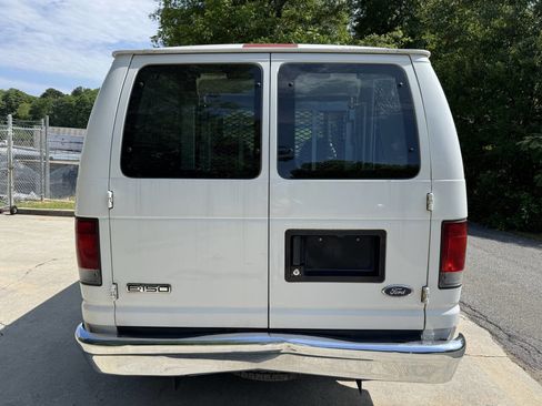 Used 2007 Ford E-150 and Econoline 150 image 8