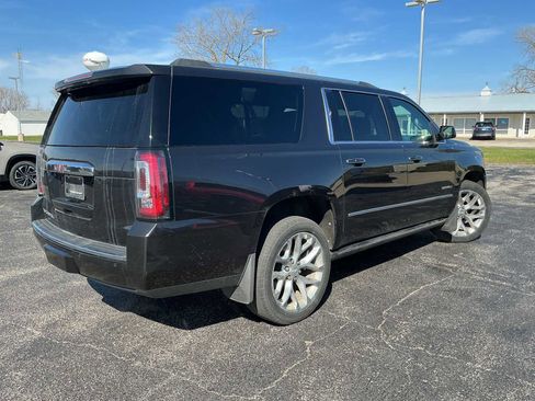 Used 2020 GMC Yukon XL Denali w/ Denali Ultimate Package image 4
