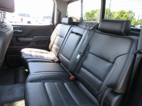 Used 2018 GMC Sierra 3500 Denali w/ Duramax Plus Package image 21