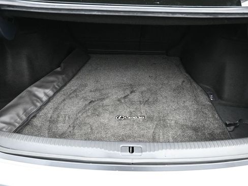 Used 2018 Lexus IS 300 300 image 14