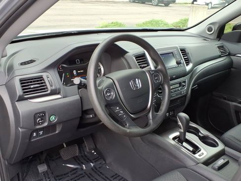 Used 2019 Honda Ridgeline Sport image 5
