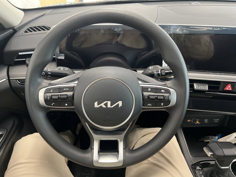 New 2026 Kia K5 LXS FWD image 22