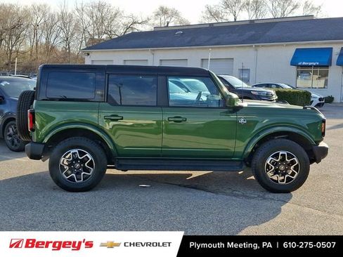 Used 2025 Ford Bronco Outer Banks image 9