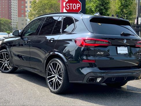 Used 2023 BMW X5 xDrive40i w/ M Sport Package AWD/4WD image 11