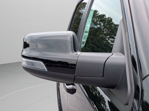 New 2026 RAM 1500 Big Horn AWD/4WD image 11