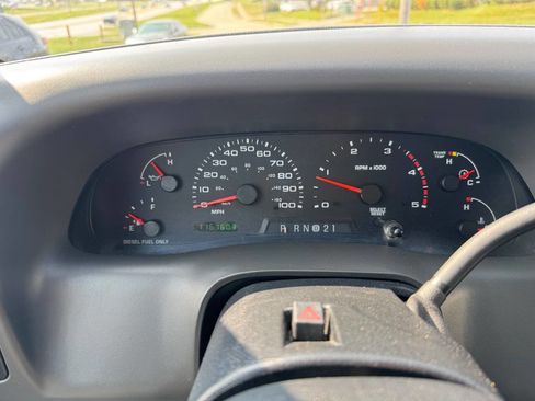 Used 2002 Ford F250 XLT image 16