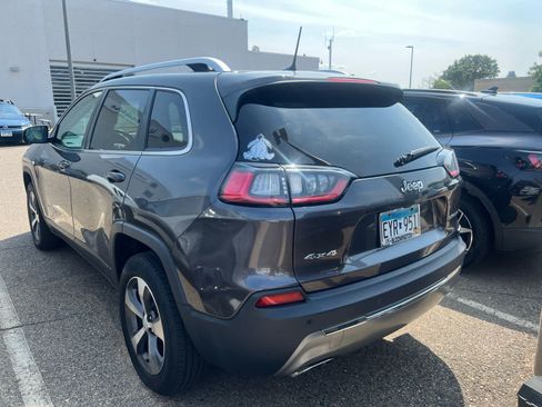 Used 2020 Jeep Cherokee Limited AWD/4WD image 4