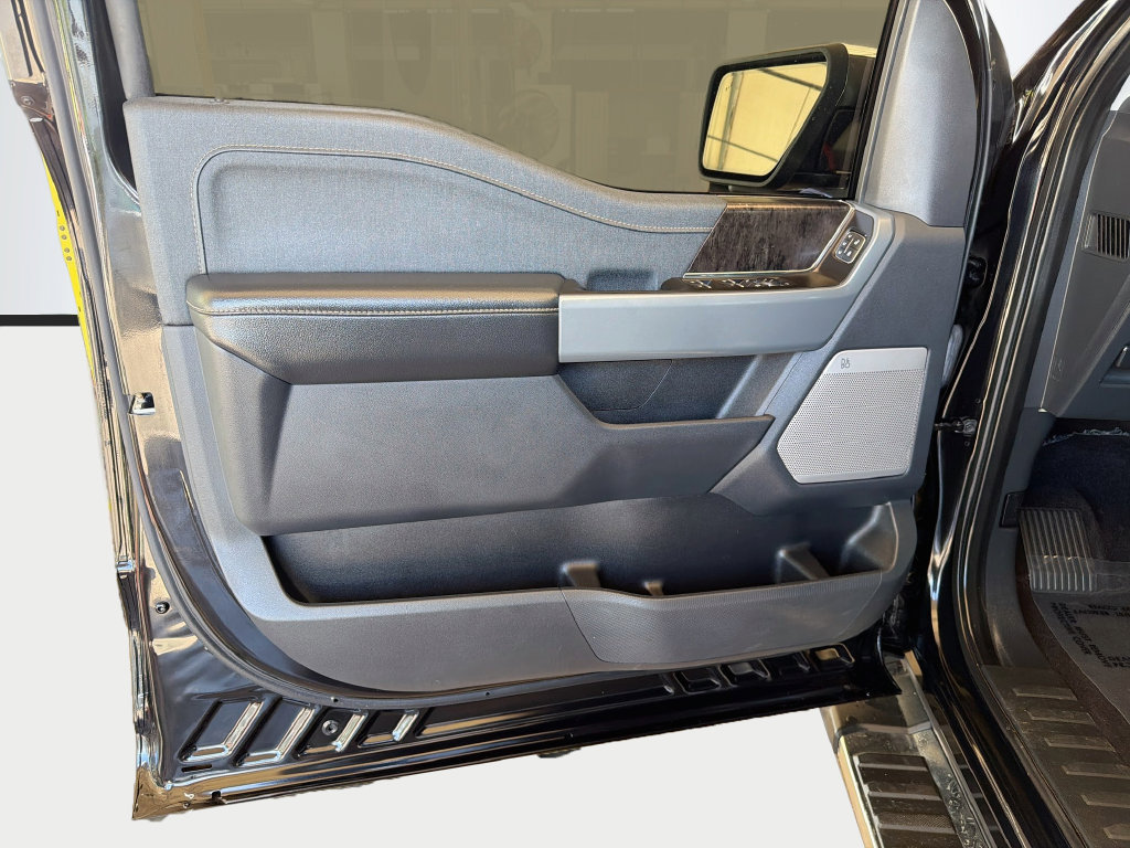 Used 2022 Ford F150 Lariat w/ Equipment Group 502A High AWD/4WD image 21