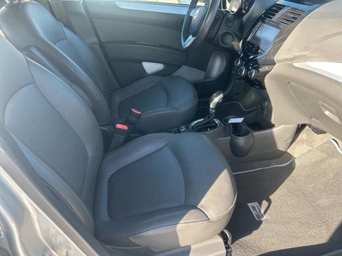 Used 2016 Chevrolet Spark LT image 21
