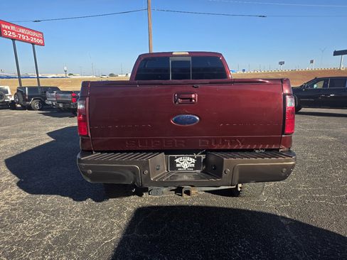 Used 2011 Ford F250 Lariat w/ Lariat Interior Pkg image 6