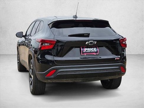 Used 2024 Chevrolet Trax RS FWD image 7