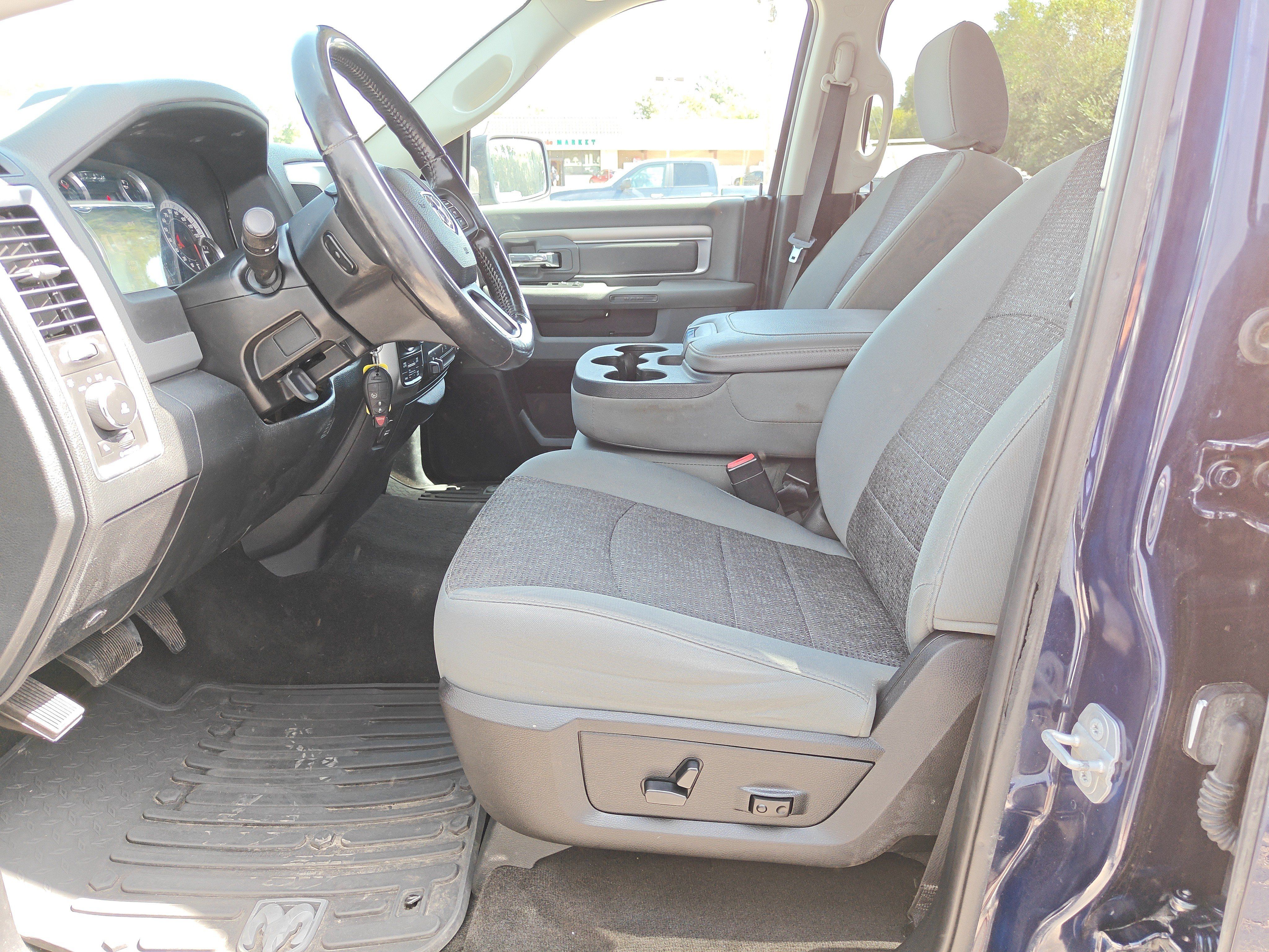 Used 2016 RAM 1500 Big Horn AWD/4WD image 18