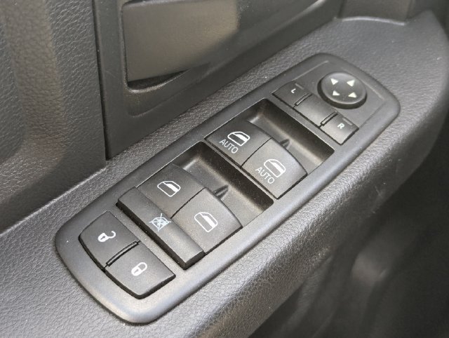 Used 2016 RAM 1500 Express AWD/4WD image 14