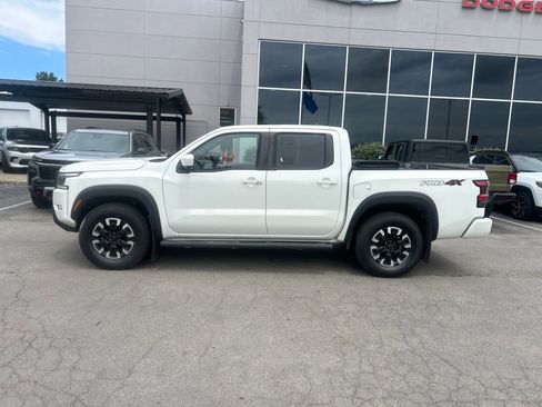 Used 2022 Nissan Frontier PRO-4X AWD/4WD image 6