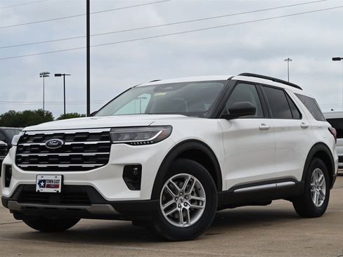 New 2025 Ford Explorer Active w/ Active Comfort Package image 25