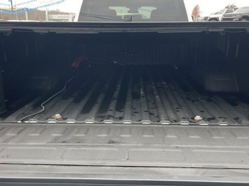 Used 2024 Chevrolet Silverado 3500 LT w/ Convenience Package image 5