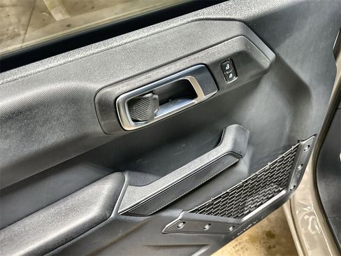 New 2025 Ford Bronco 4-Door image 14