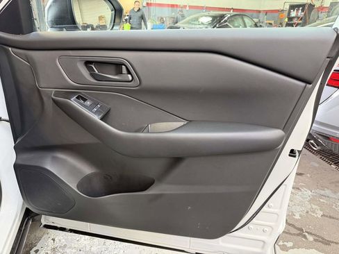 Used 2026 Nissan Rogue S AWD/4WD image 24