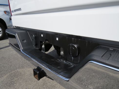 Used 2025 Chevrolet Silverado 1500 W/T RWD image 11