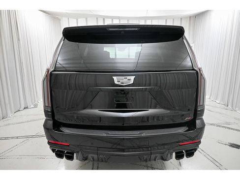 New 2026 Cadillac Escalade V w/ LPO, ONYX Package AWD/4WD image 6