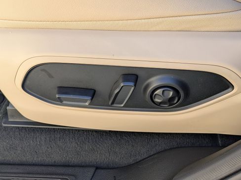 New 2025 Jeep Grand Cherokee Limited image 21