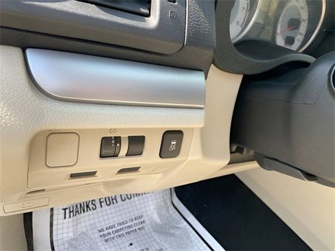 Used 2012 Subaru Impreza 2.0i image 11