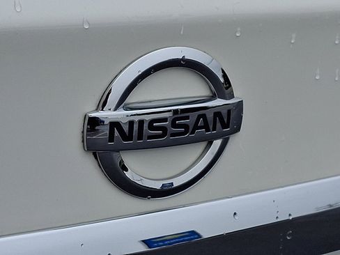 Used 2017 Nissan Altima 2.5 SV FWD image 32