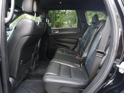 Used 2018 Jeep Grand Cherokee Limited AWD/4WD image 25