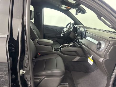 New 2026 Chevrolet Colorado LT w/ LT Convenience Package AWD/4WD image 14