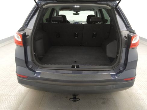 Used 2019 Chevrolet Equinox LS FWD image 29